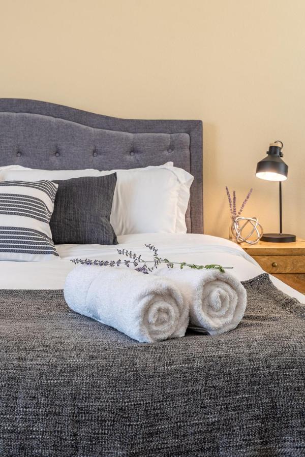 Modern Home, Four Bedrooms, King Beds Tigard Ngoại thất bức ảnh